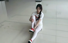 187/菲菲~【崴脚受伤】重复重复无数次。