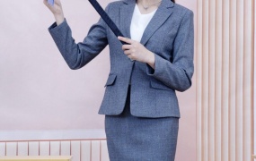 302/嘟嘟~【上天入地】武功高强的女刺客。