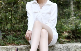 587/夏夏 ~【水漫鞋缝】 苔阶沾露,溪水漫鞋,凉意缠脚尖。