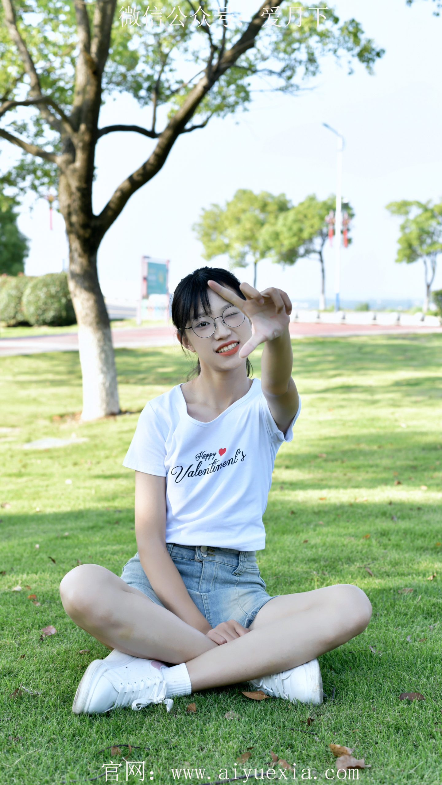 514/小念~【活力满格】夏日草坪，定格肆意灵动瞬间