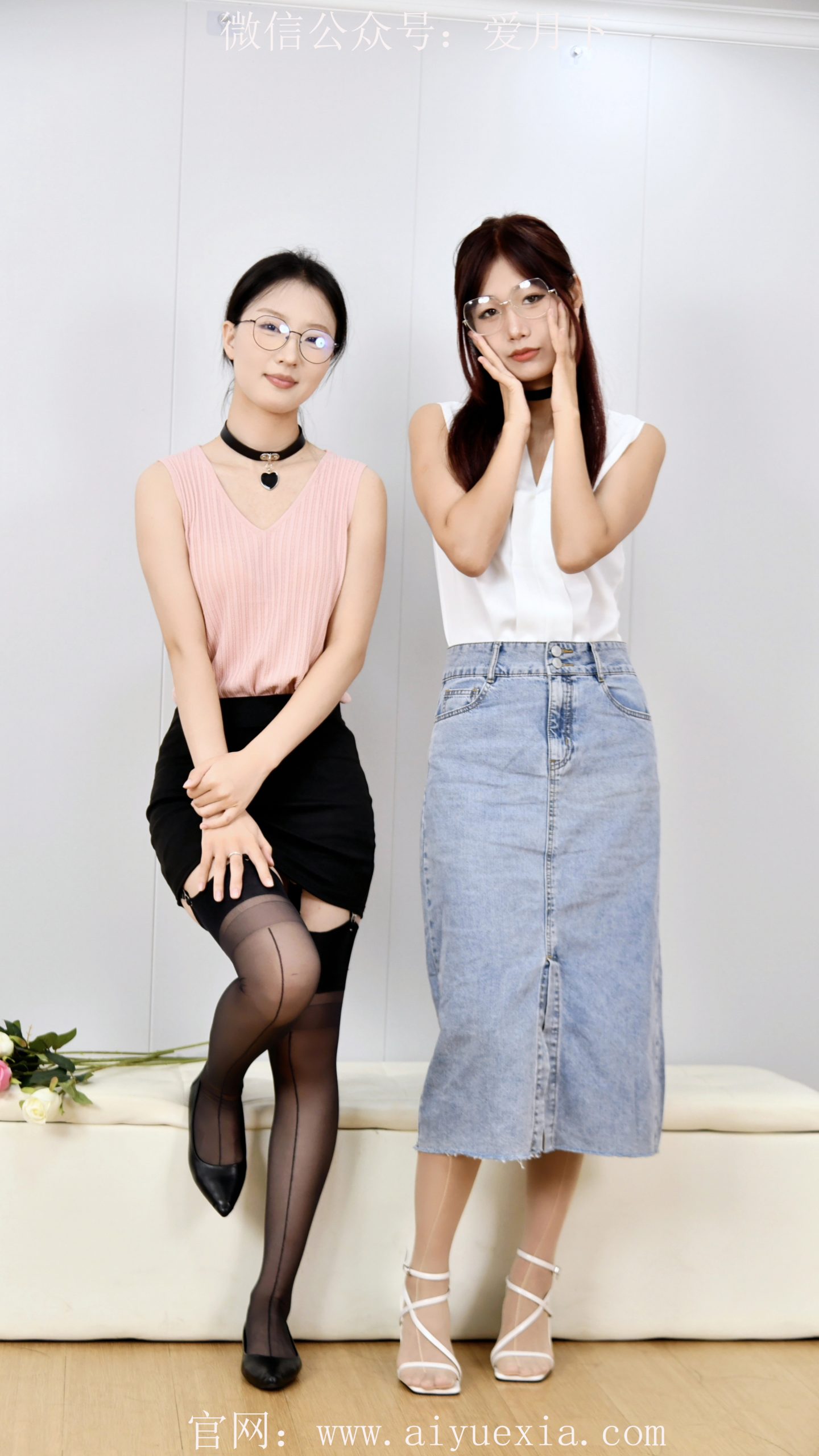 557/月月、阿若~【姐妹俪影】瑜伽玩闹，锻炼核心力量，共展穿搭美足风情。
