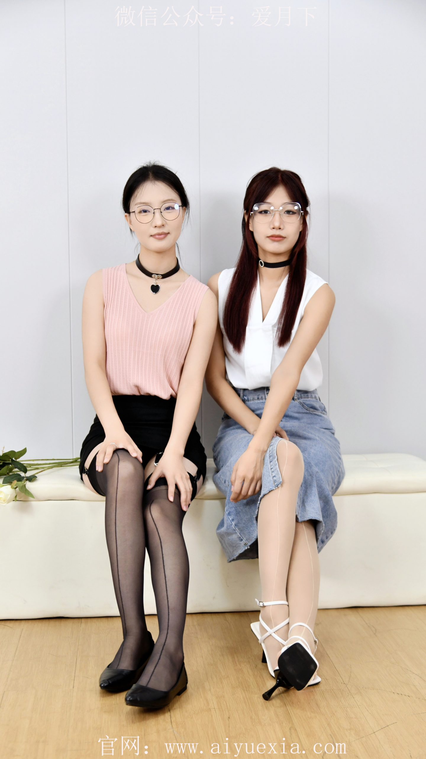 557/月月、阿若~【姐妹俪影】瑜伽玩闹，锻炼核心力量，共展穿搭美足风情。