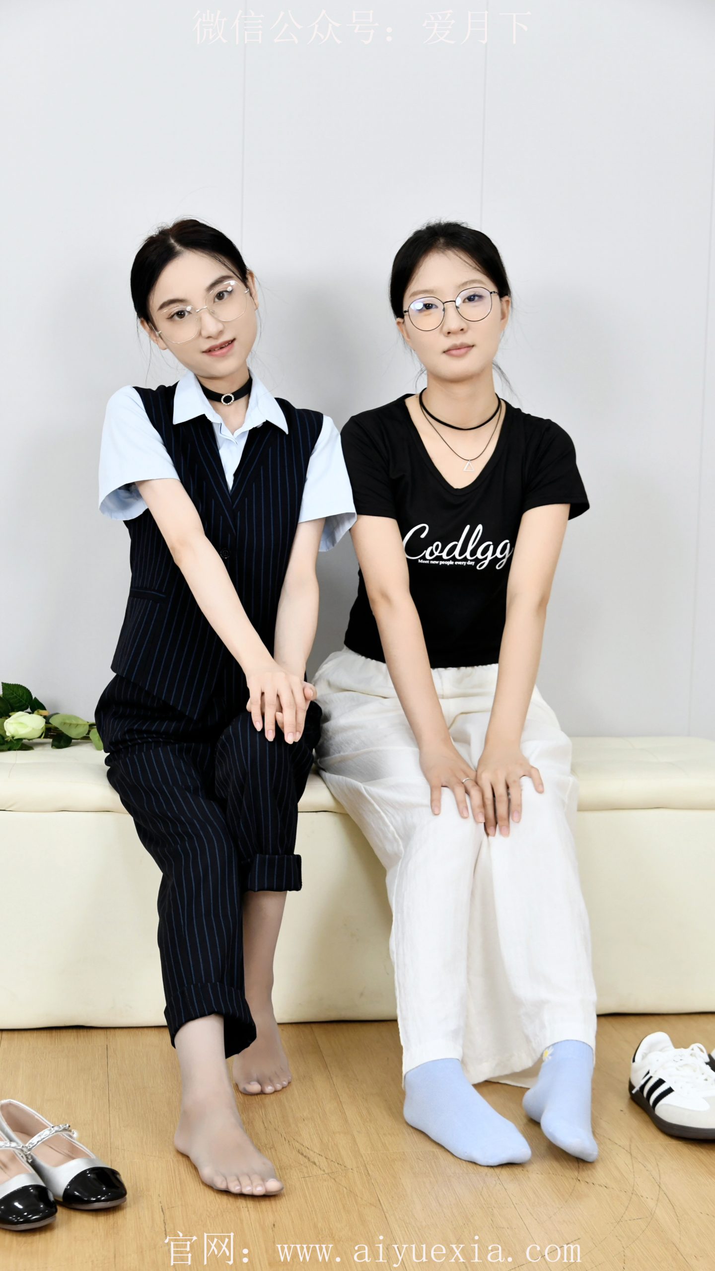 564/月月、柒柒~【柒月默契】柒月穿搭各彰风格，互动间尽现闺蜜默契好时光。