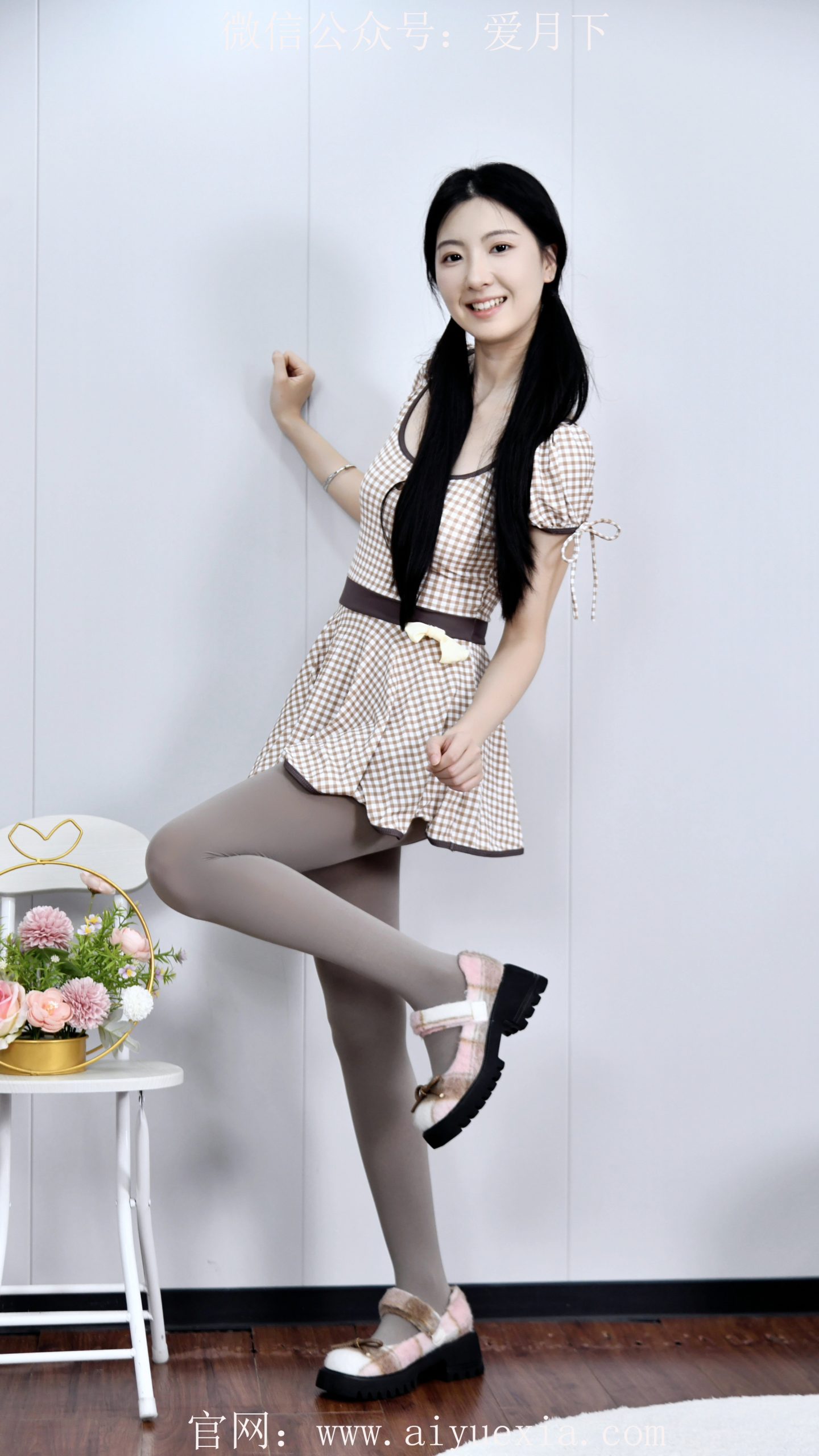 599/灯灯~【灰袜娇态】格裙裹灰袜，俏姿衬玛丽珍甜。