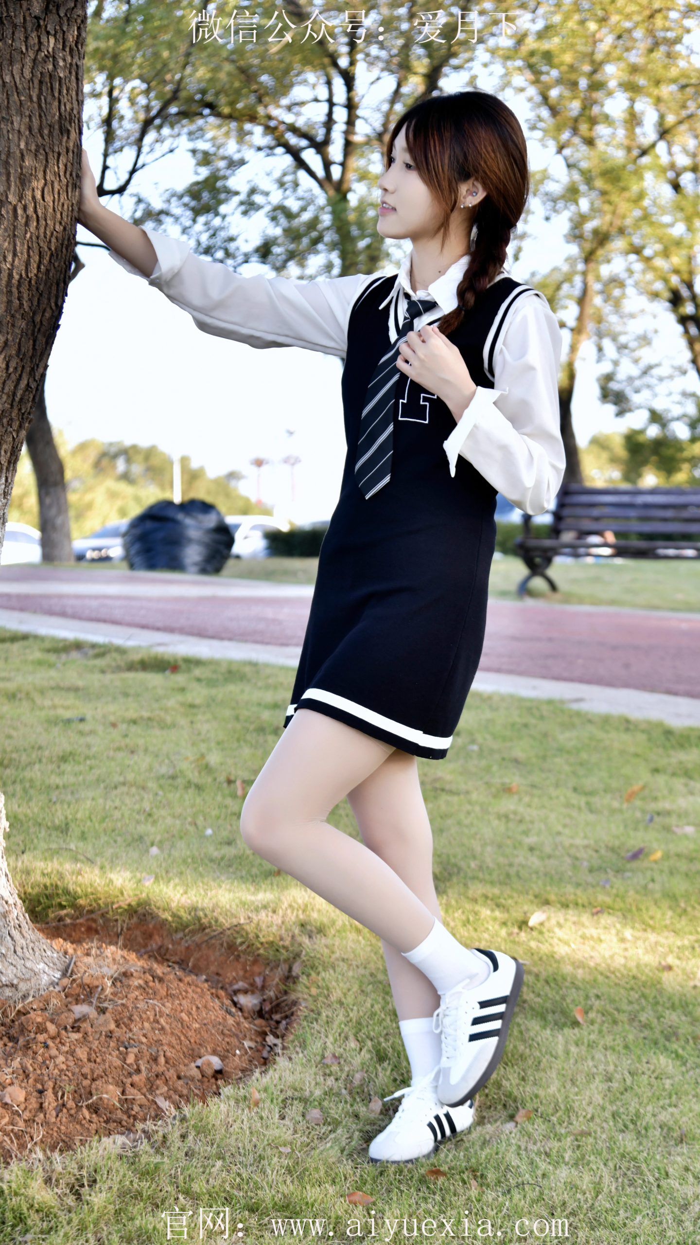 621/夏夏 ~【学院风致】学院风裁，踝纤袜薄，履净衬春柔。