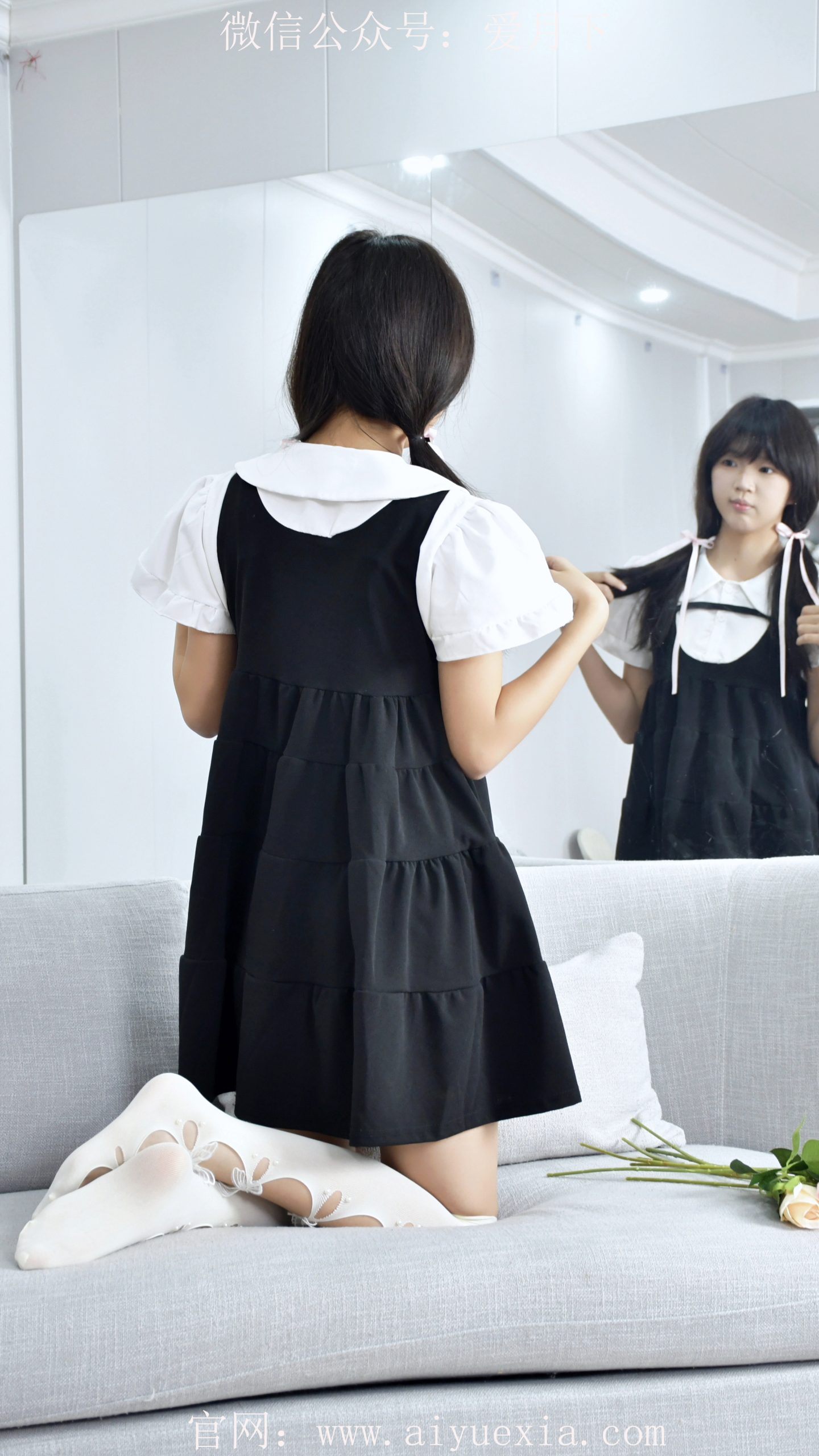 627/鑫鑫~【甜妹日常】镂空长筒袜配背带裙减龄又精致。