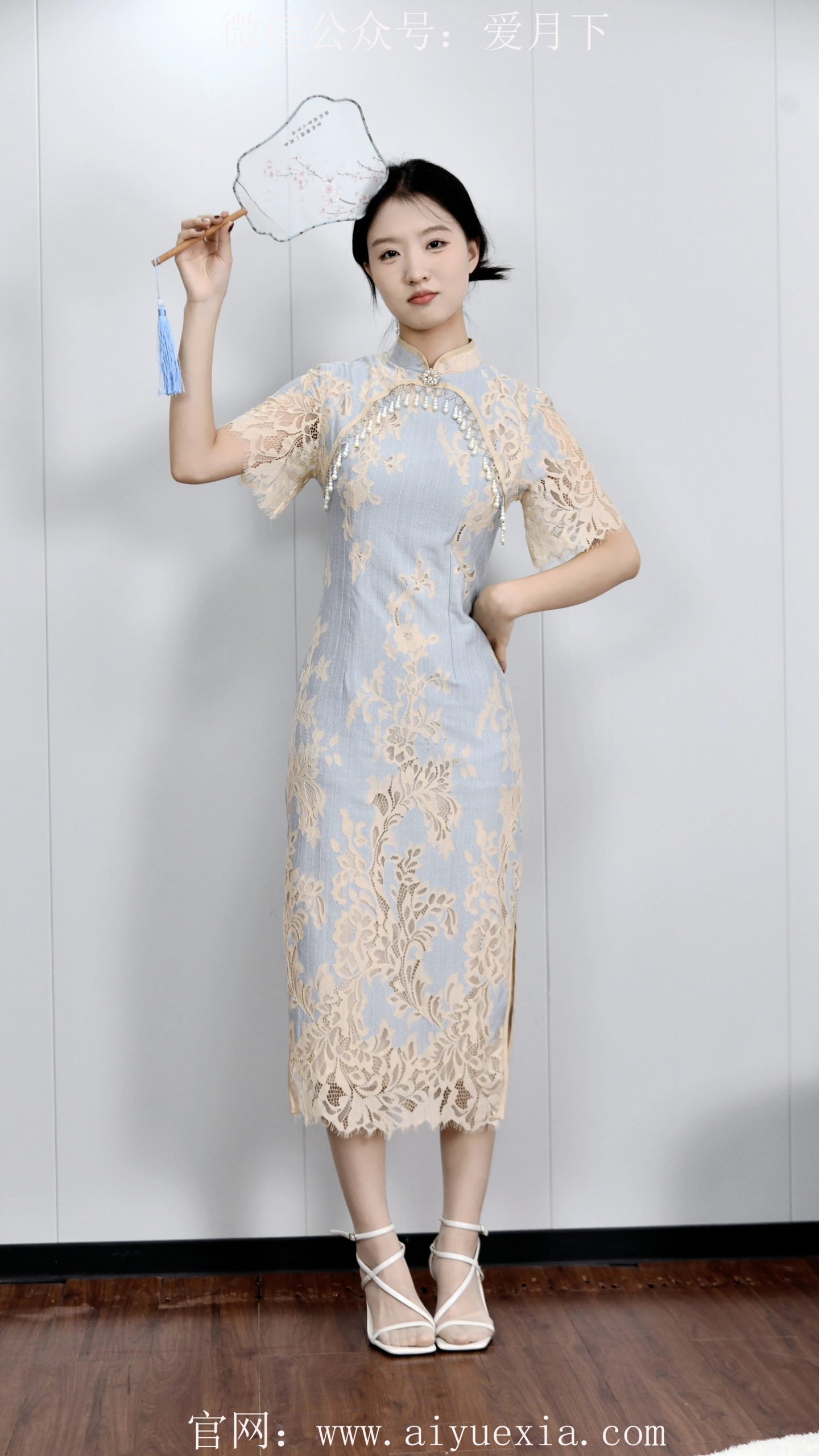 640/月月~【纤足凝光】浅室轻衫绣，柔袜纤足映履香。