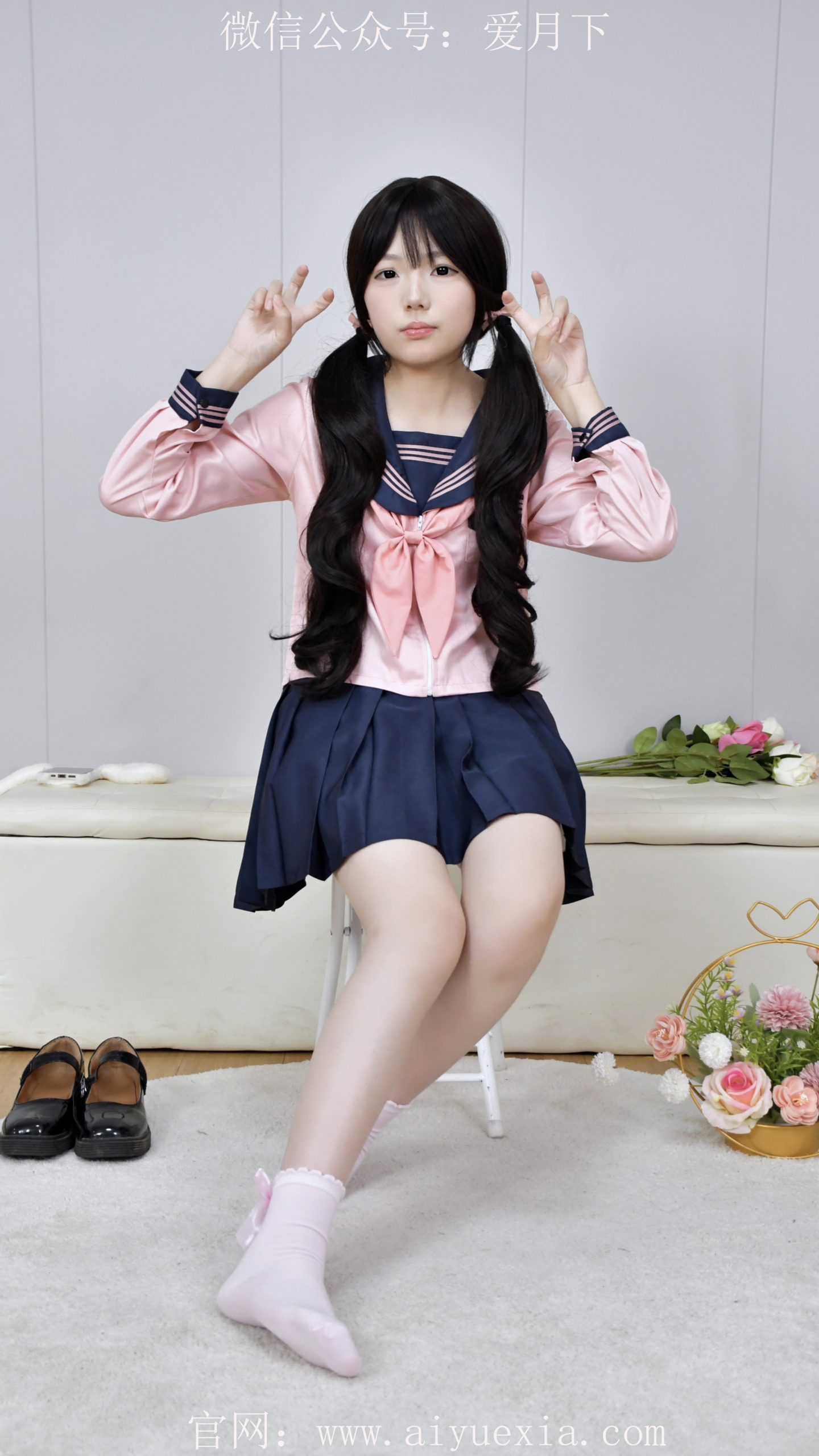 654/泡芙~【粉裙甜影】粉蓝水手服 赤足踏毯俏娇憨。