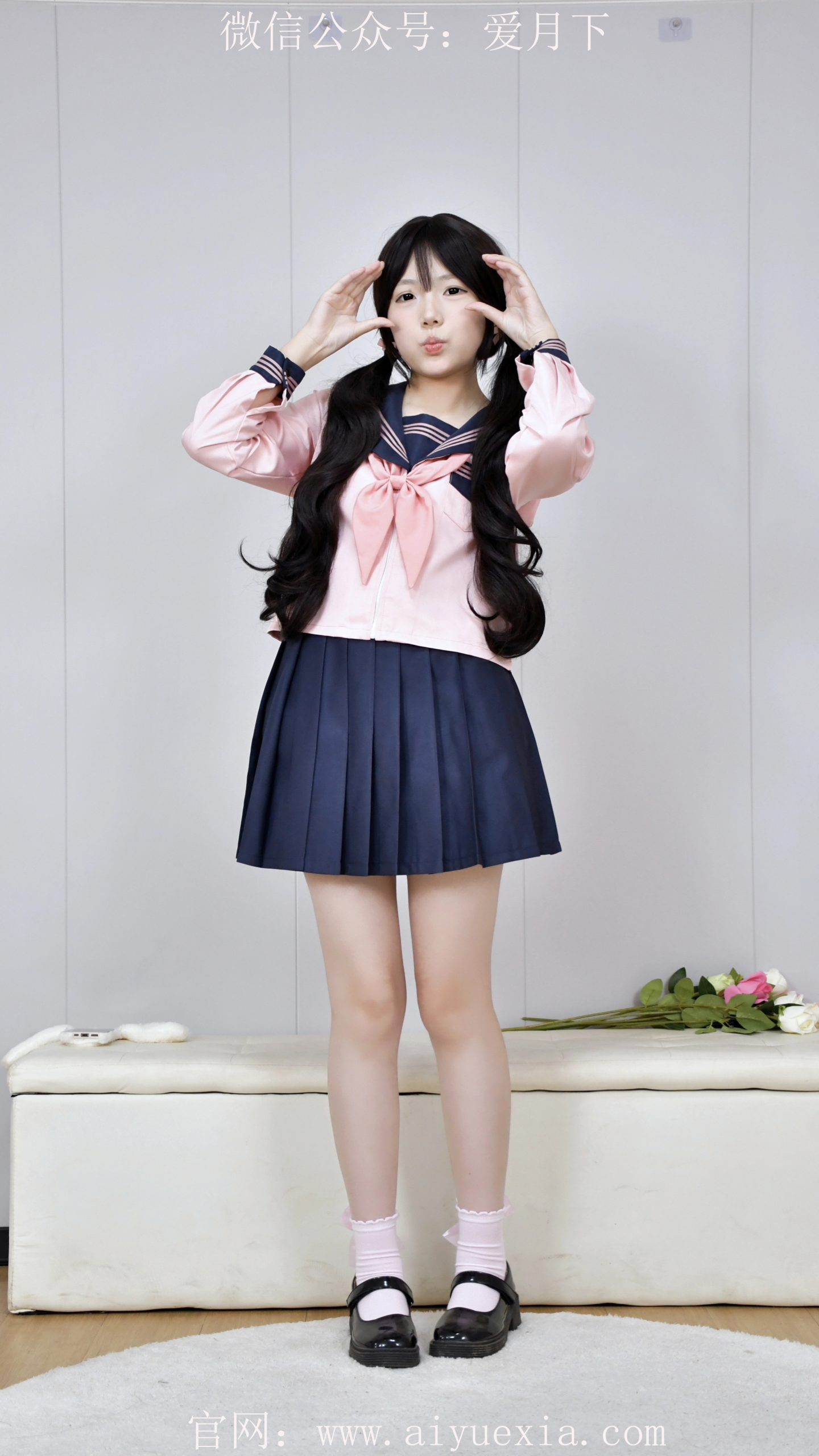 654/泡芙~【粉裙甜影】粉蓝水手服 赤足踏毯俏娇憨。