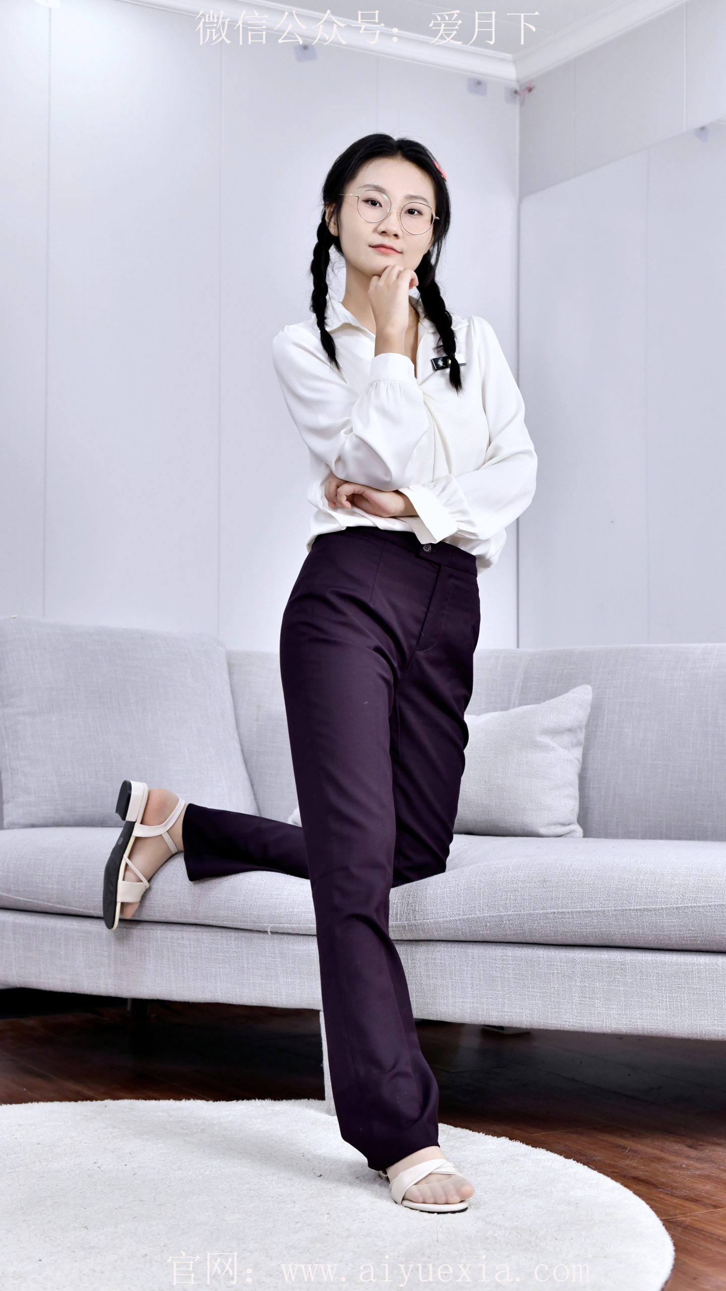 670/恰恰~【袜痒娇嗔】练室罚挠袜心，羞颤蜷趾。