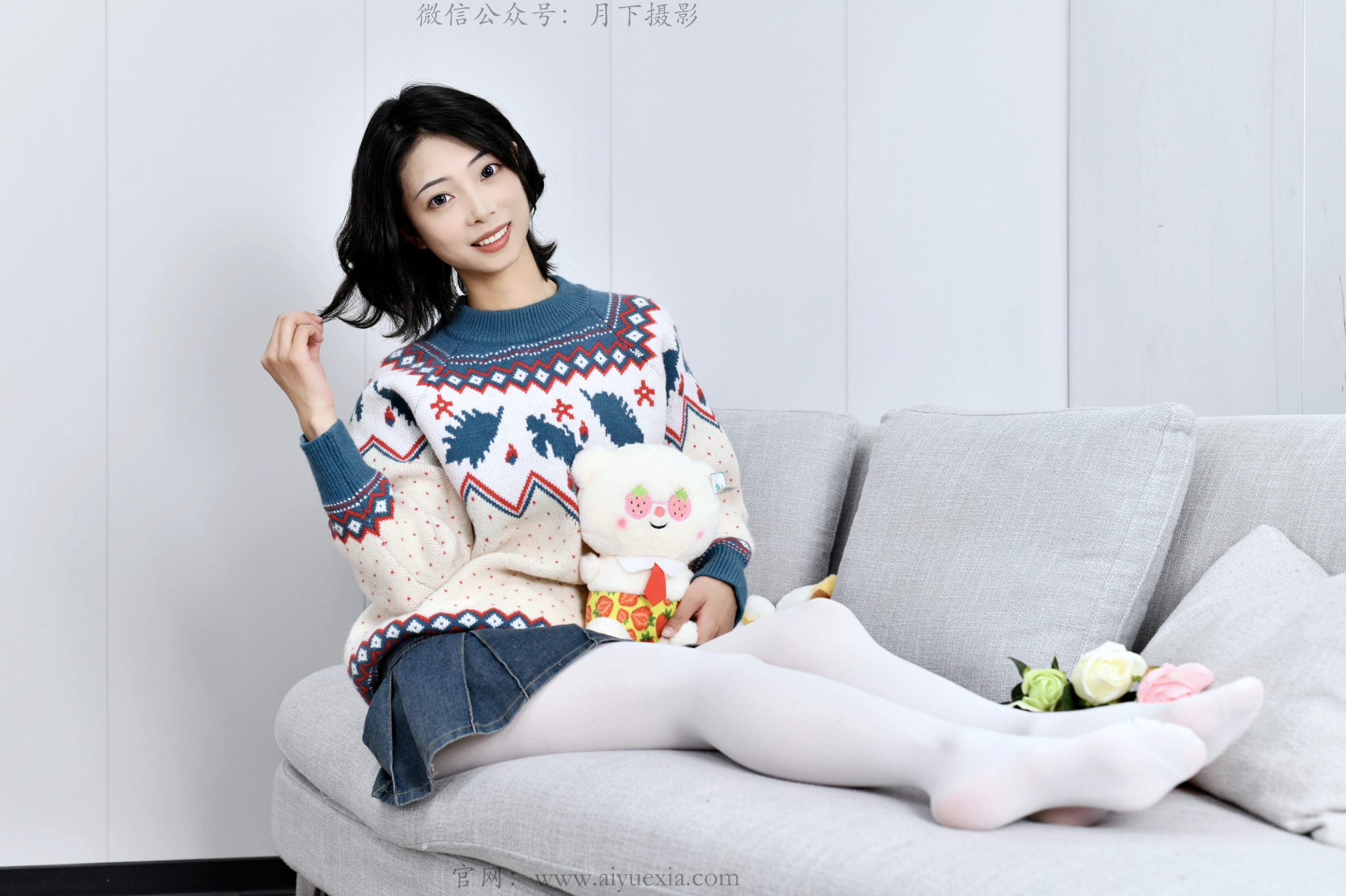 688/斯文~【文艺女神】白袜承闲意，花与温柔共栖迟。