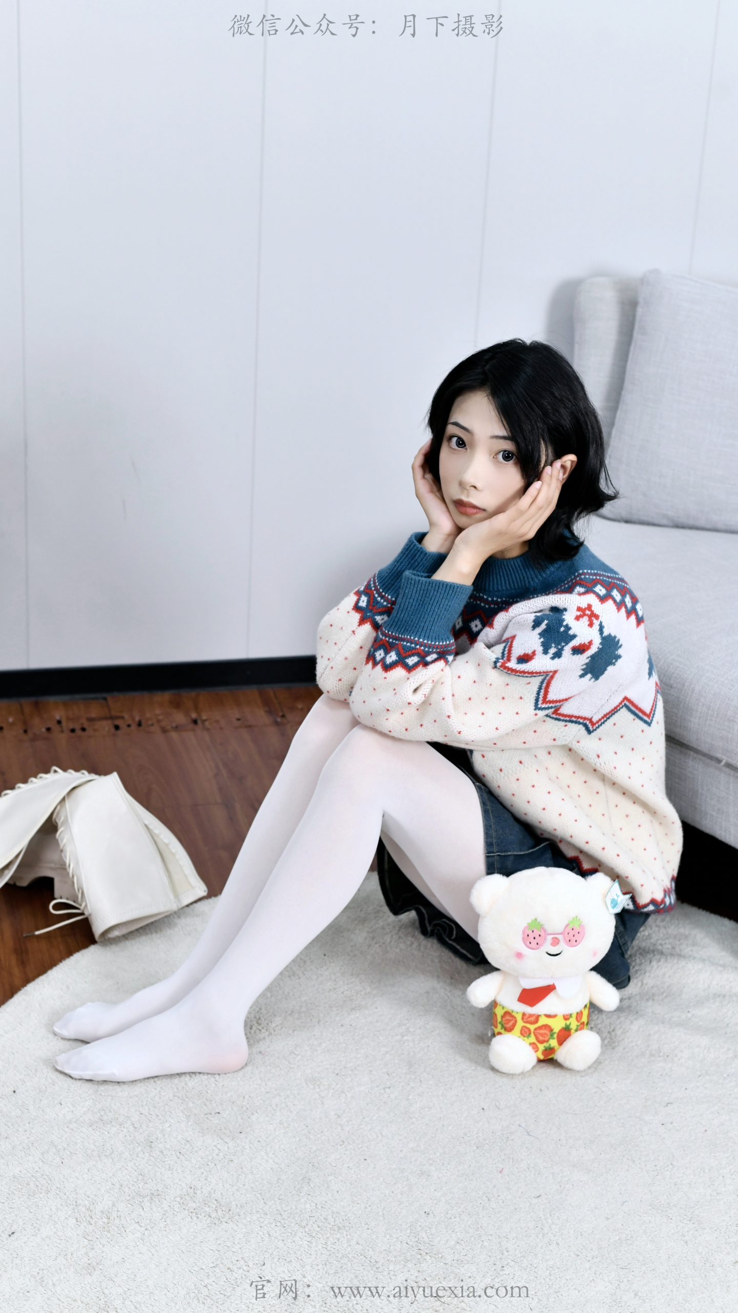 688/斯文~【文艺女神】白袜承闲意，花与温柔共栖迟。