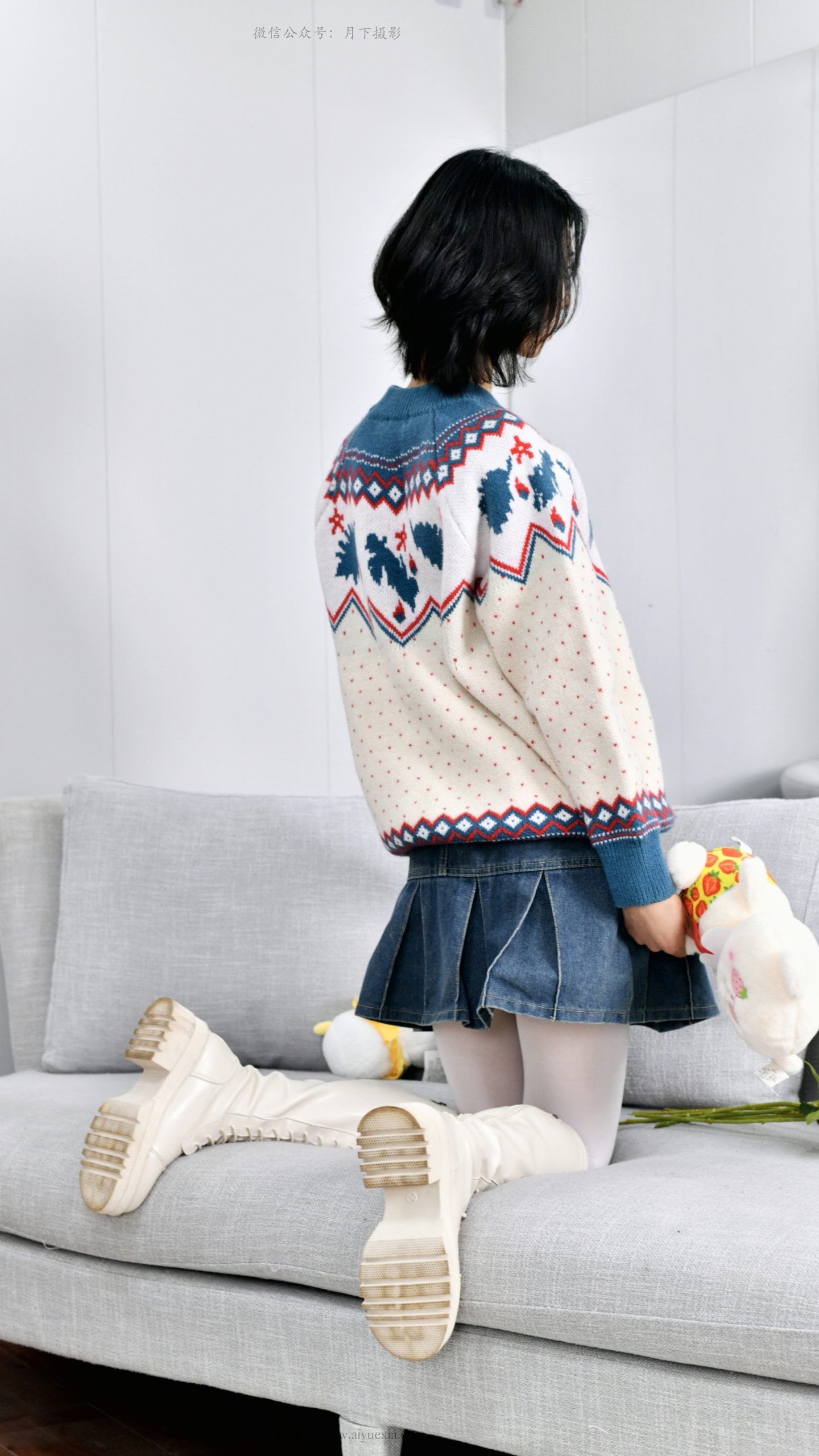 688/斯文~【文艺女神】白袜承闲意，花与温柔共栖迟。