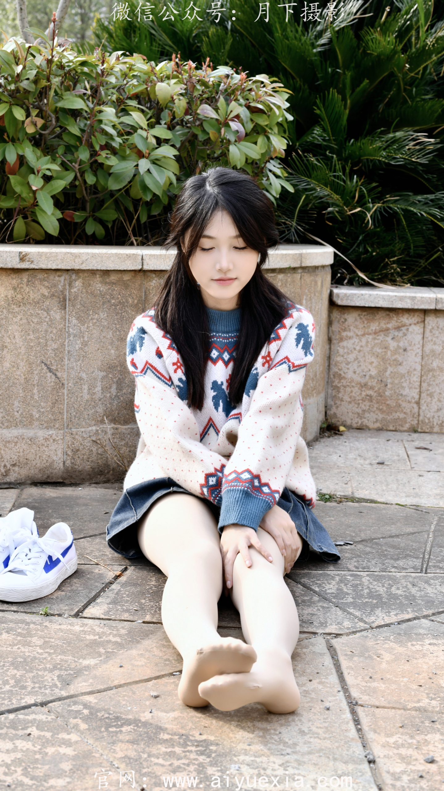 729/夏夏 ~【回力怀旧】暖春闲庭，素鞋柔袜尽显清甜态。