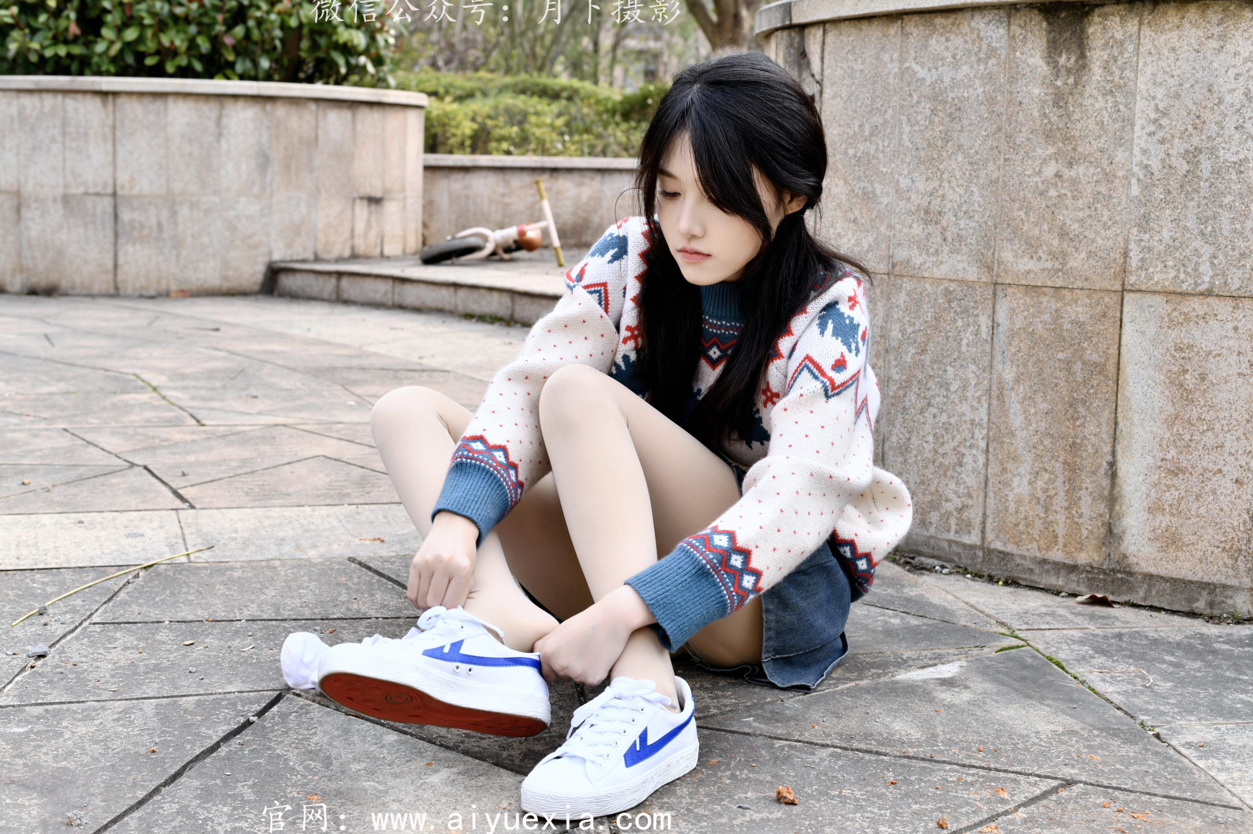 729/夏夏 ~【回力怀旧】暖春闲庭，素鞋柔袜尽显清甜态。