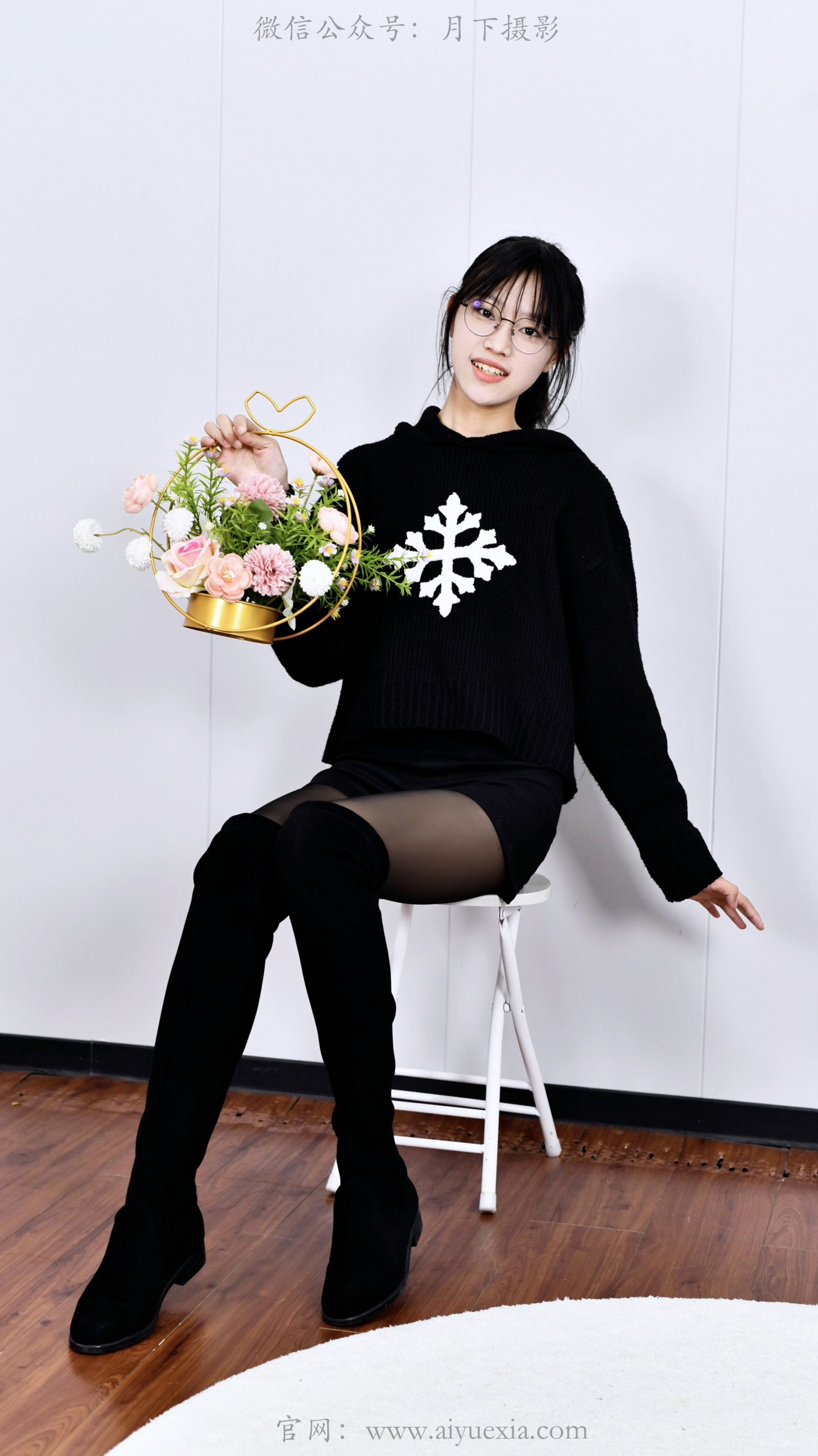 747/小念~【黑韵灵动】黑系穿搭衬身姿， 灵动动作显青春。