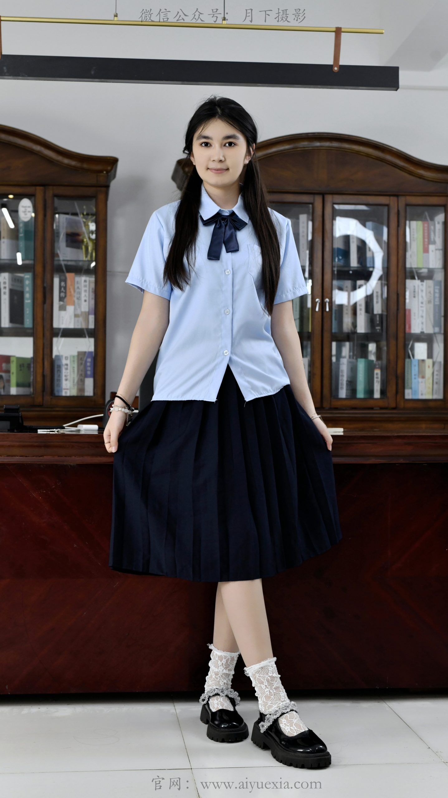 758/兰兰 ~【袜履生风】JK甜酷穿搭，光影定格青春，袜鞋细节尽显灵动。