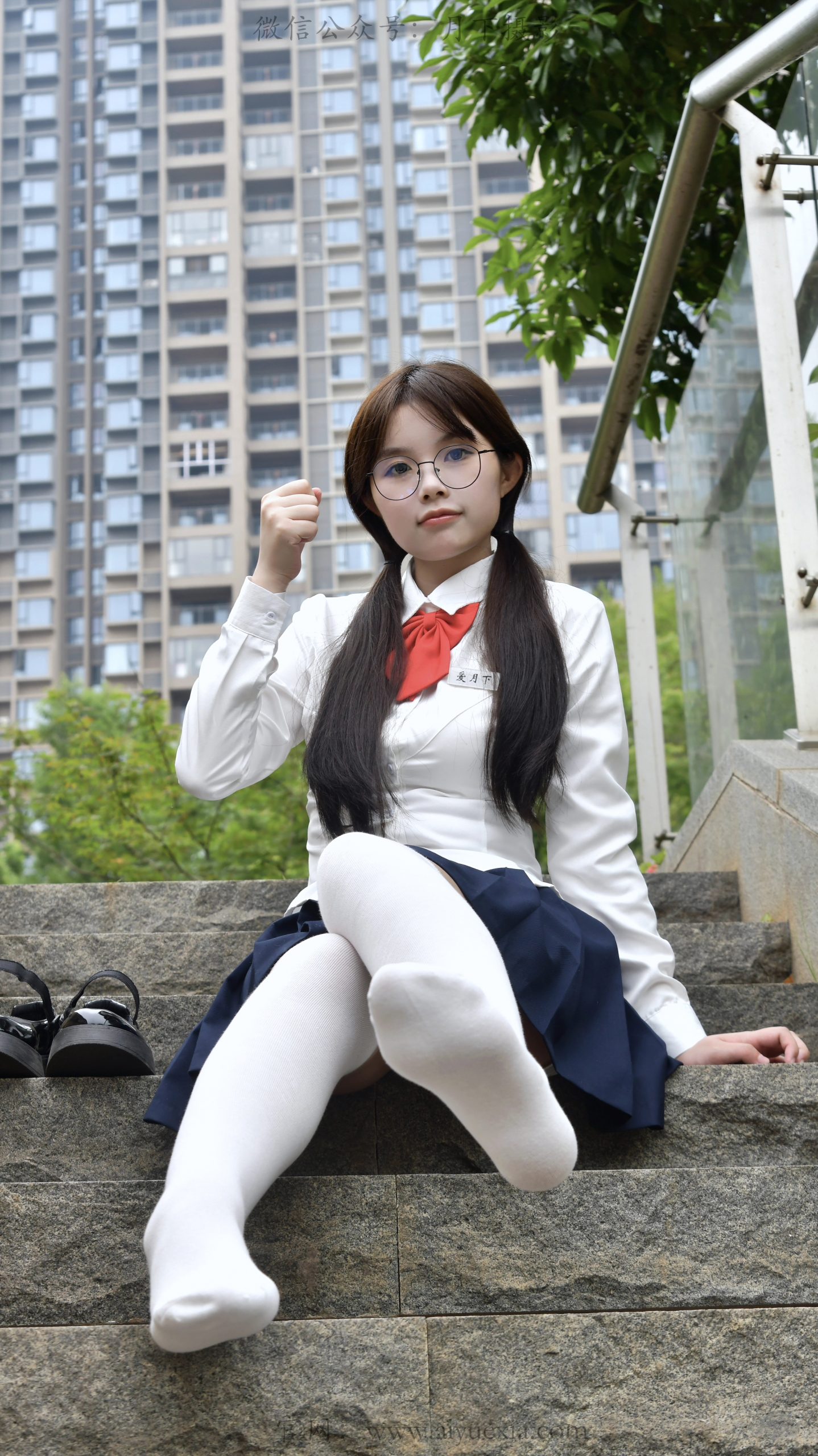 801/兔兔~【青阶JK】林间阶前着JK，软履长袜漾少女元气。