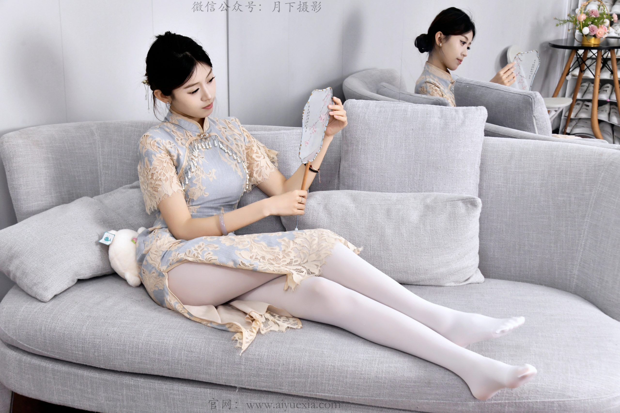 818/小清~【扇韵旗袍】蕾丝旗袍衬温婉，厚白高跟摇扇绘国风雅致。