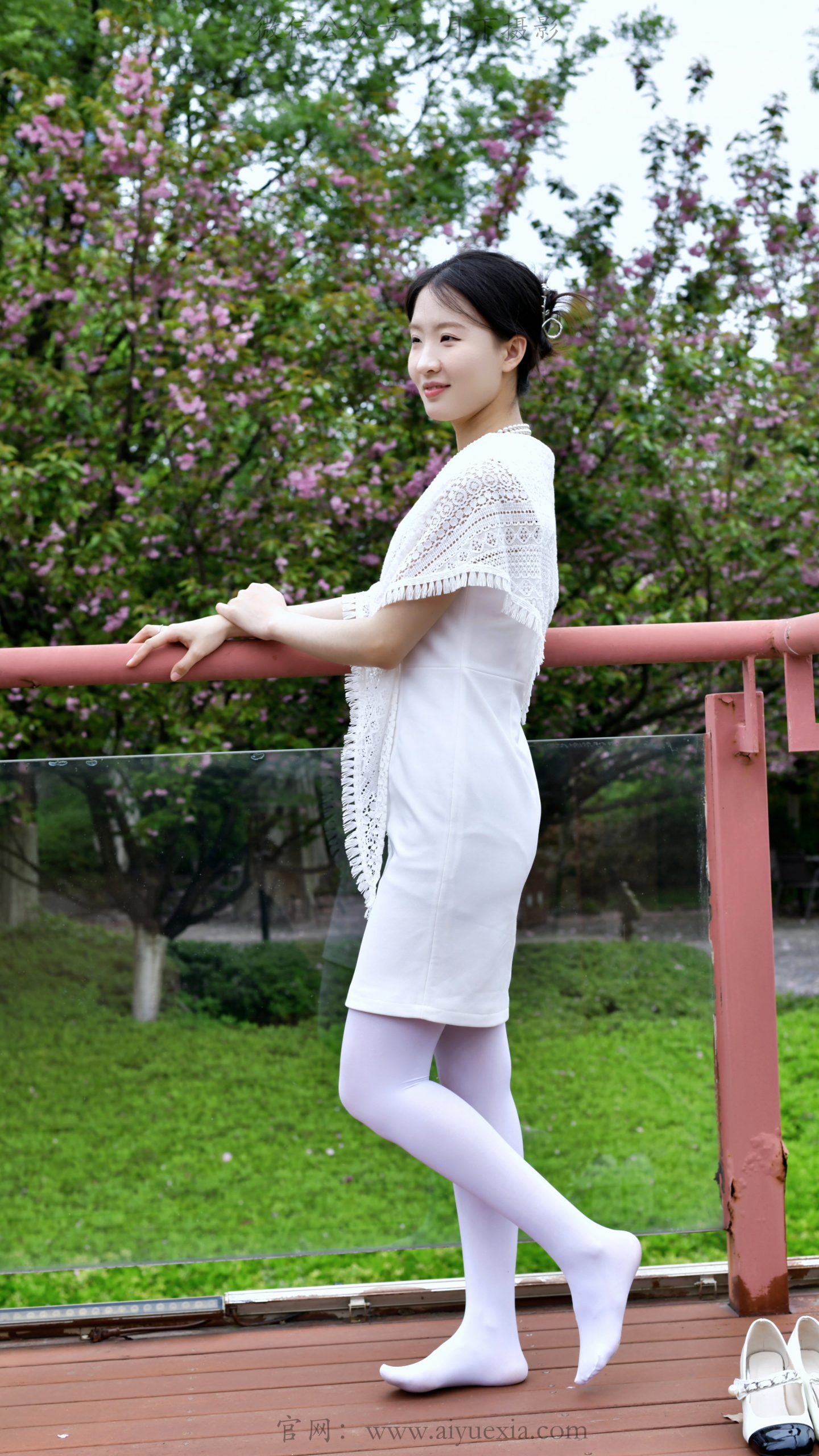 875/月月~【白裙初夏】露台白裙遇春风，足间雅致，书写温柔午后光景。