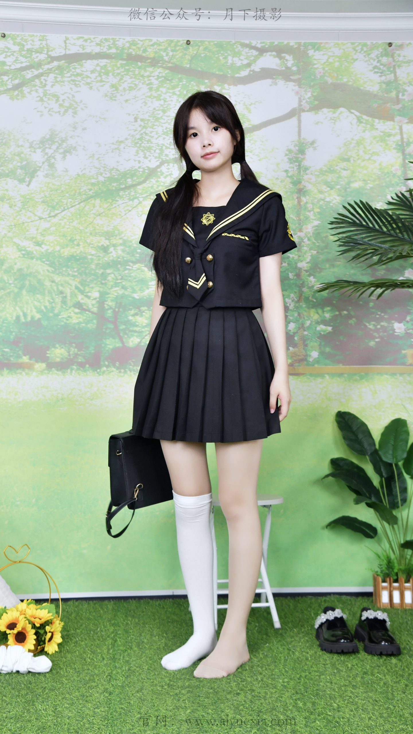 887/兔兔~【森系水手】绿茵布景衬水手服，多样姿态演绎少女元气感。