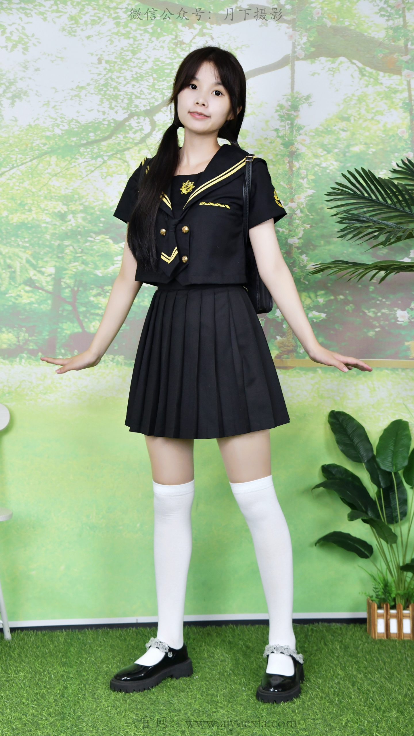 887/兔兔~【森系水手】绿茵布景衬水手服，多样姿态演绎少女元气感。